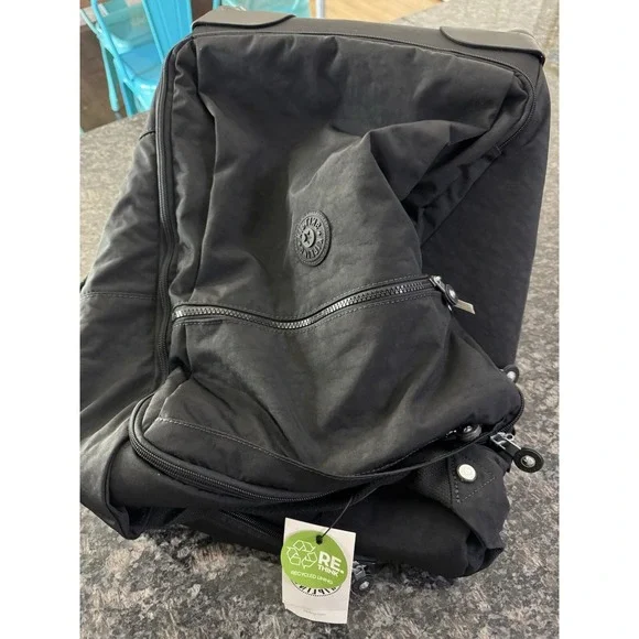 Kipling Darcey SmallRolling Luggage 22 WL4766 (Black)